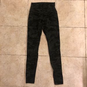 RARE Lululemon Align Camo Leggings